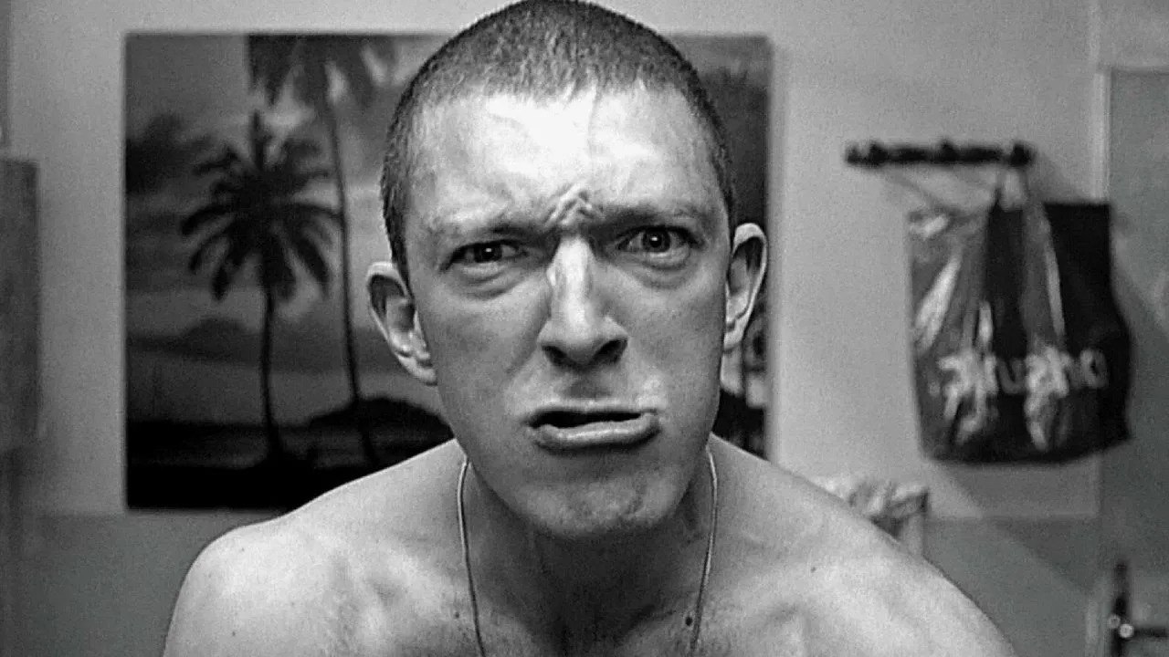 LA HAINE sur L'Equipe Bande Annonce VF (1995, Drame) Vincent Cassel, Hubert Koundé, Saïd Taghmaoui,