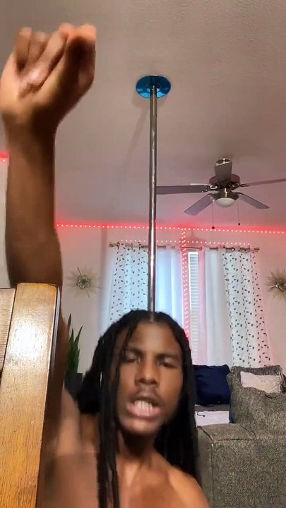 Morning Pole Dancing Fail - video Dailymotion
