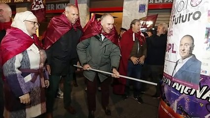 pegada de carteles en León 2023