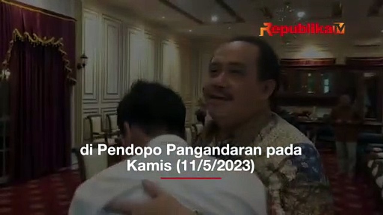 Bupati Pangandaran Minta Husein Tetap Jadi Guru