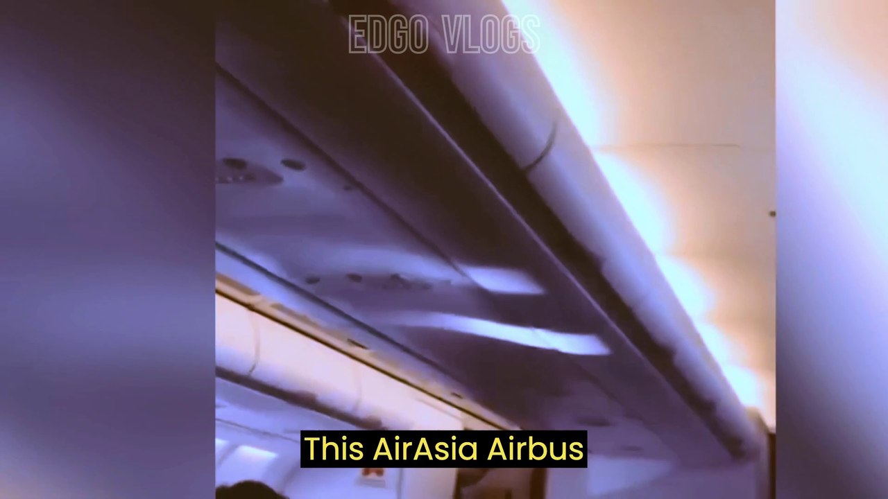 Turbulence Hitting Airplane Aircraft Nearly Crashes On People