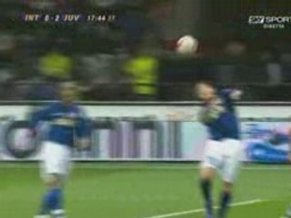 Inter - Juventus, 0 : 2, Trezeguet