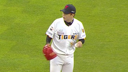 '무실점' 양현종, 김광현에 완승...LG 4연승 / YTN