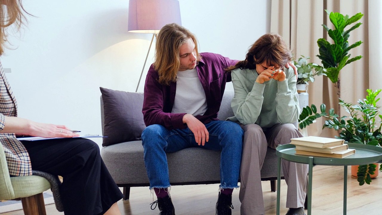 Identify 7 Signs of TOXIC Person | 7 Signs you are dealing with TOXIC Person