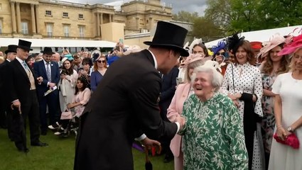 Prince William’s heartwarming interaction with royal fan, 93, who has been to three coronations
