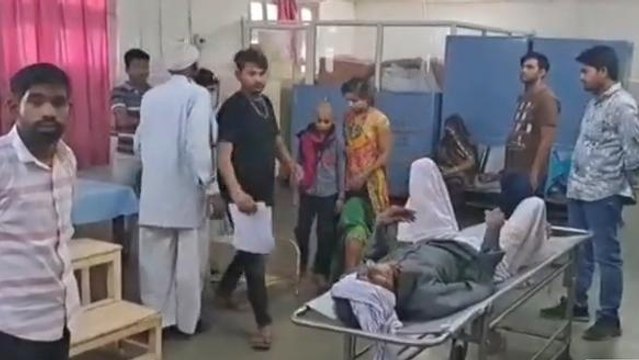 शिवपुरी: सवारियों से भरा टेंपो ट्रैक्स पिकअप से टकराया,मची चीख पुकार