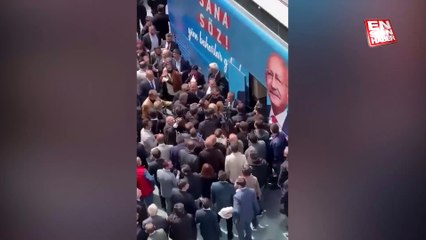 Kemal Kılıçdaroğlu’nun korumaları selam vermek isteyen vatandaşı darbetti