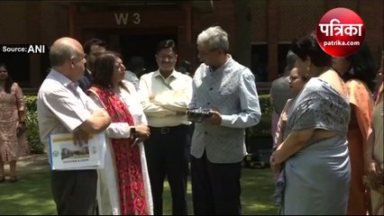 भारत में पहली बार ड्रोन से हुई ब्लड की डिलीवरी, देखें VIDEO