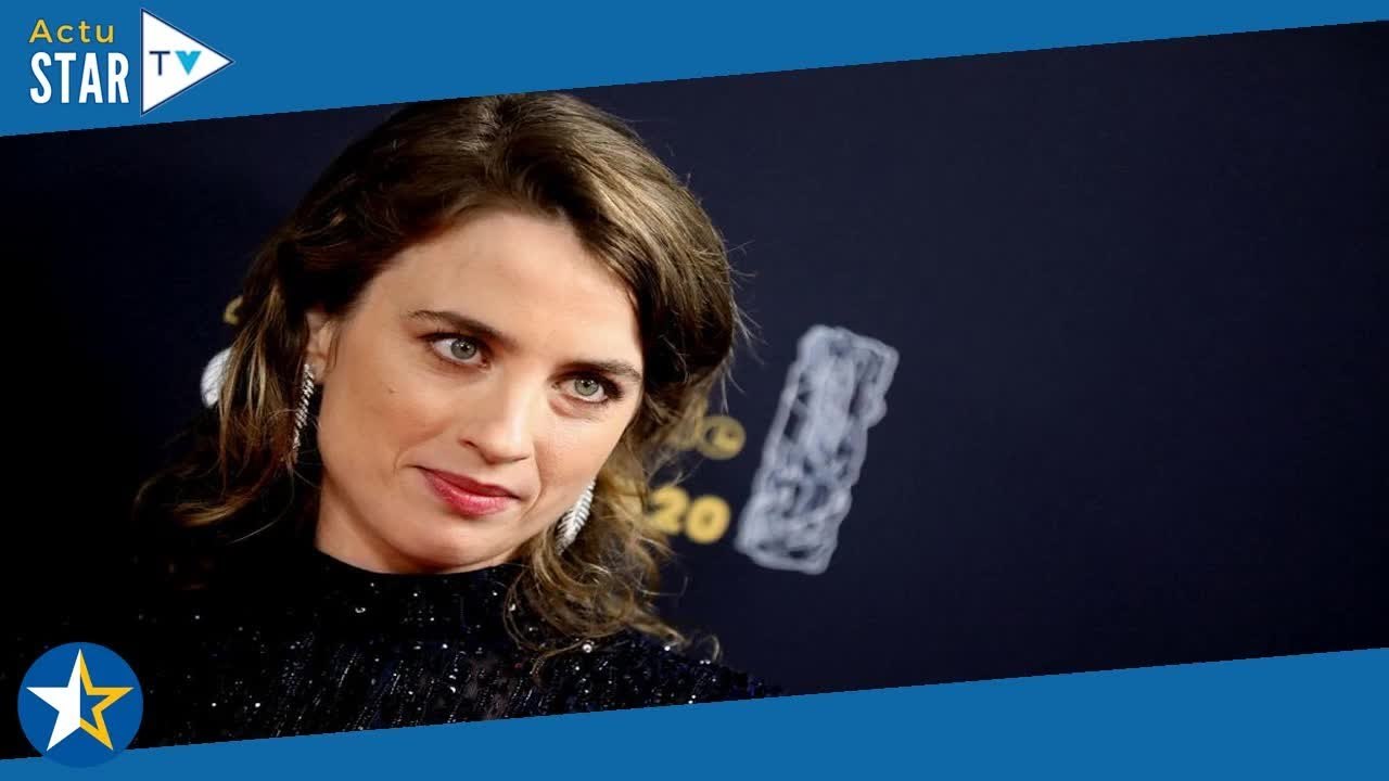 "Les chefs se lèvent et pètent" : Adèle Haenel ne veut plus "crever en silence", son message fracass