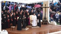 El papa celebra la audiencia general junto con el patriarca copto Teodoro II