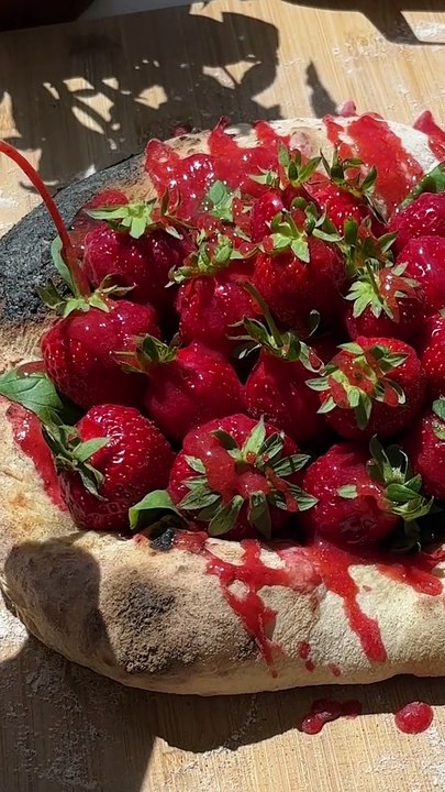 PIZZA FRAISE ? (Everything Pizza #2)