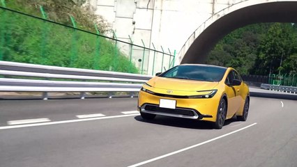 Toyota targets 10% profit jump, EV sales surge