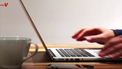 Gmail Ads Are Popping Up in The Middle Of People's Inboxes