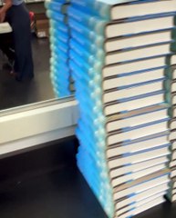 توم هانكس يُصدر أولى رواياته