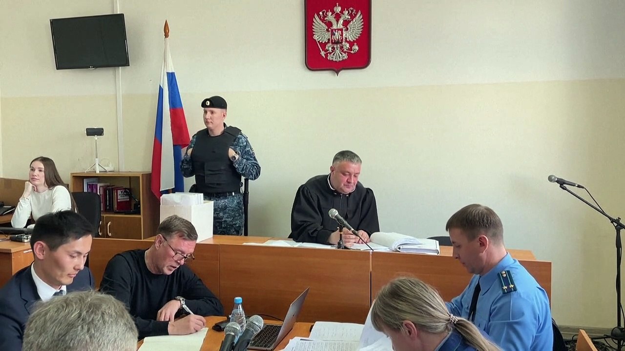 Kreml-Kritiker Roisman vor Gericht: 'Ich mache mir keine Illusionen'