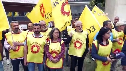 İzmir'de Eğitim-Sen üyeleri öğretmenler arasındaki ücret farklılığına tepki gösterdi