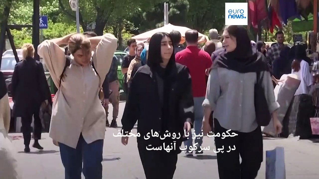 احمد زیدآبادی: خیلی از عناصر حکومت دوست دارند نداشتن روسری را نادیده بگیرند