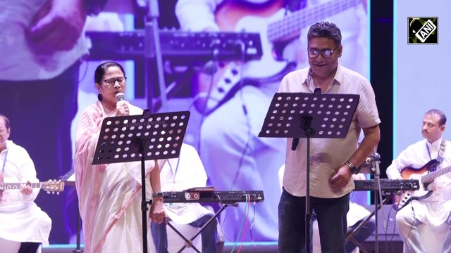 CM Mamata Banerjee sings Rabindra Sangeet on Rabindranath Tagore’s birth anniversary in Kolkata