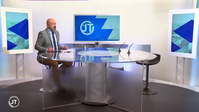 ECOLOGIE / Des militants ciblent des banques à Tours