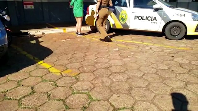 Sobrou só um : PM recebe denúncia de estudantes fumando maconha; Grupo dispersa e apenas um jovem é apreendido