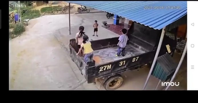 Les freins du camion lachent au pire moment... mais tout finit bien