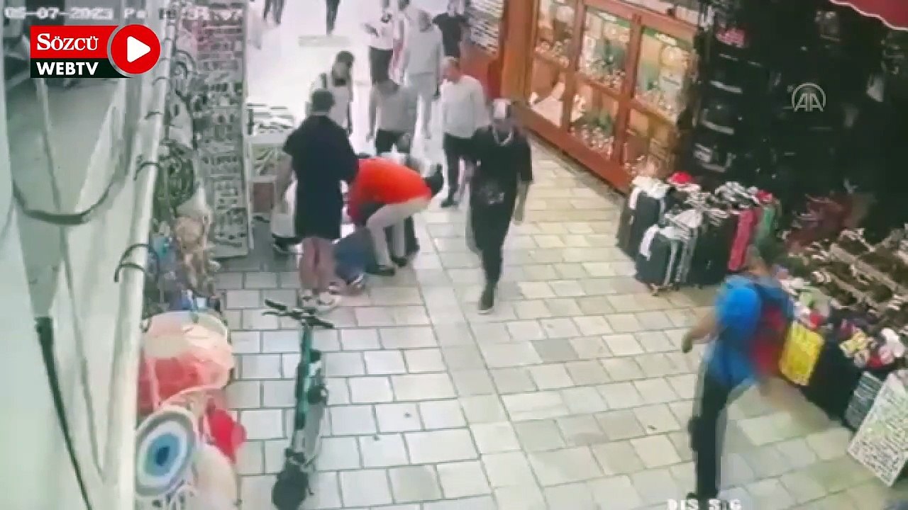 Bodrum'da elektrikli skuterin yayaya çarpma anı güvenlik kamerasında