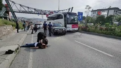 Üst geçidi kullanmayan kadına kamyonet çarptı: 1 yaralı