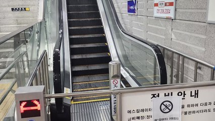 부산 지하철 에스컬레이터 승객들 넘어져 4명 중경상 / YTN