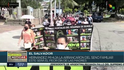 Mujeres víctimas del régimen de excepción lamentan ausencia de sus hijos en el Día de la Madre