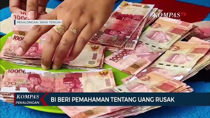 Tim Ahli Bank Indonesia Tegal Bantu Warga Desa Kedungjaran Tukar Uang Rusak