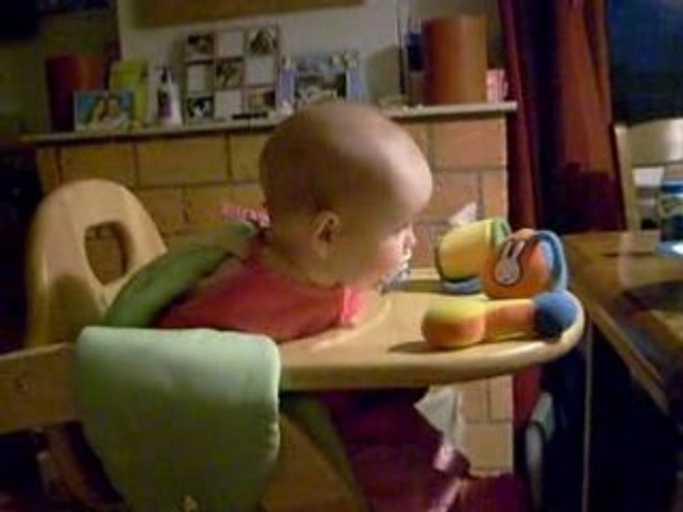 Yara in de kinderstoel