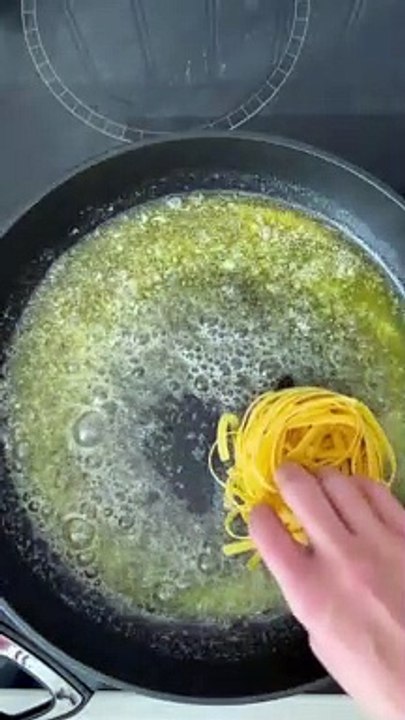 How I make my Fettuccine Alfredo ✔