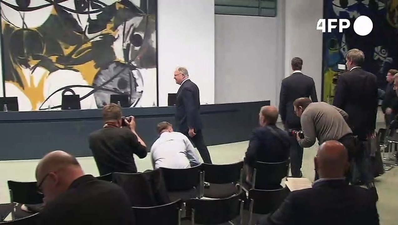 Flüchtlingsgipfel im Kanzleramt: Finanzstreit geht weiter