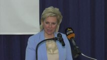 Η υποψήφια βουλευτής ΝΔ Ευρυτανίας Θωμαΐς (Τζίνα) Οικονόμου σε ομιλία στη Λαμία