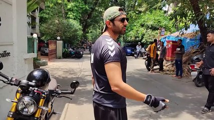 Kartik Aaryan snapped at gym with his swanky bike