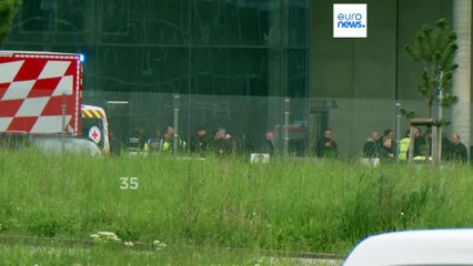 Dois mortos em tiroteio em fábrica da Mercedes