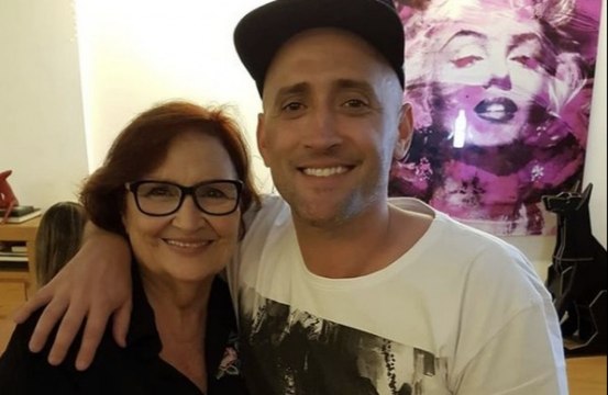 Mãe de Paulo Gustavo deixa recado para pais que não aceitam a sexualidade dos filhos: ‘Não escorracem eles’