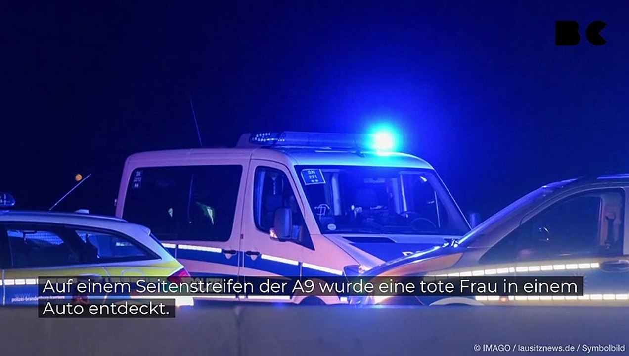 A9: Tote Frau auf Seitenstreifen entdeckt