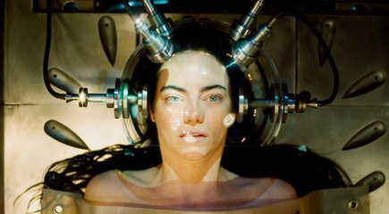'Pobres criaturas, tráiler de la película con Emma Stone