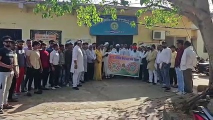 24 घंटे में वेंटीलेटर नहीं, तो कांग्रेसी आज से बैठेंगे भूख हड़ताल पर