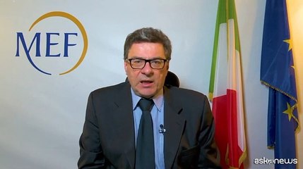 Descargar video: Giorgetti: con calo natalit? al 2042 rischiamo di perdere 18% Pil