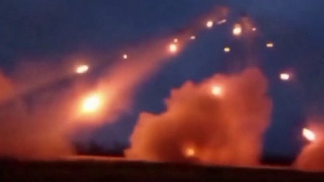 Ucrania lanza una oleada de cohetes 'Grad'