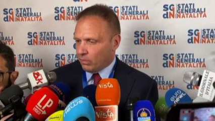 Natalità, Lollobrigida: liberare cittadini da paura di non aver futuro