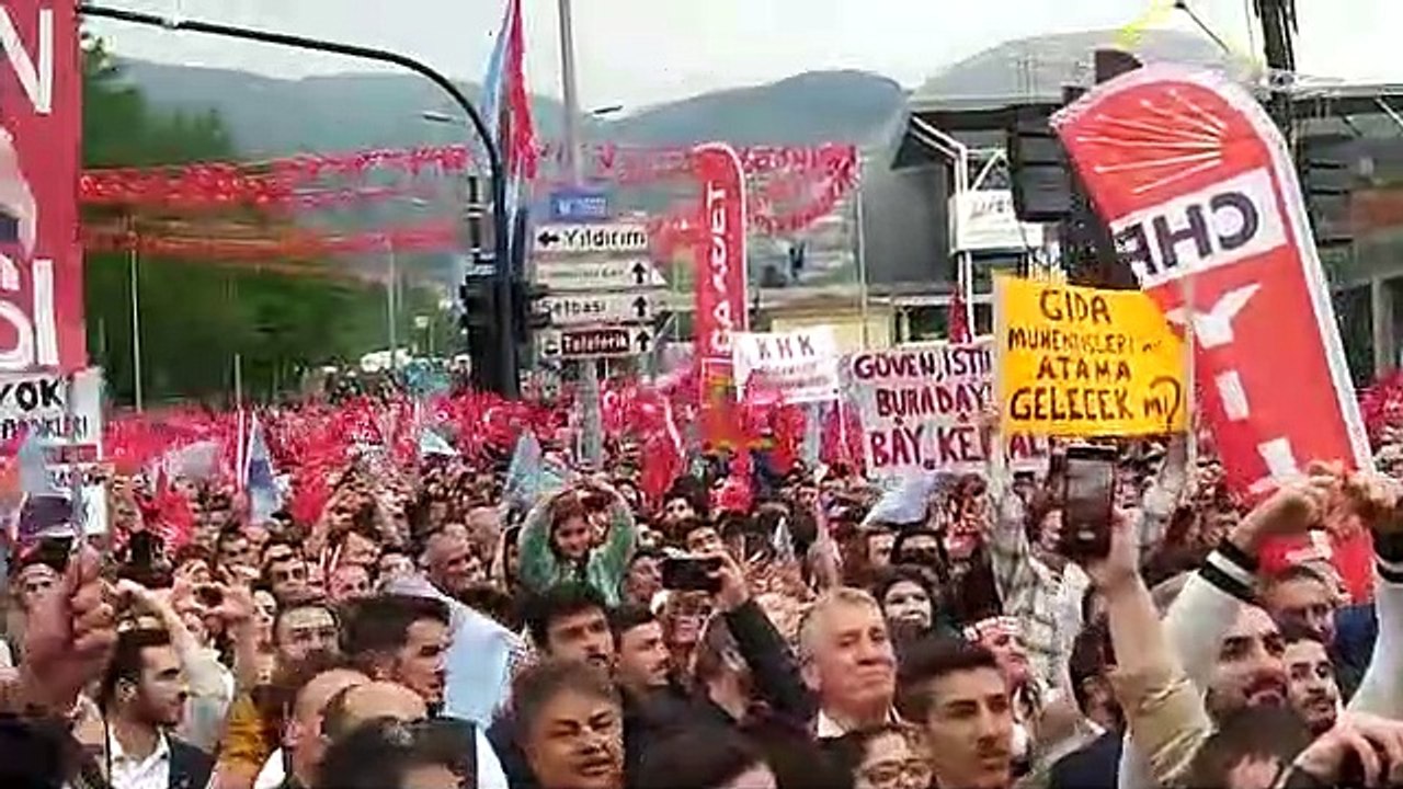 Kemal Kılıçdaroğlu Bursa'dan seslendi: 'Seçimin kaderini gençler ve kadınlar belirleyecek'