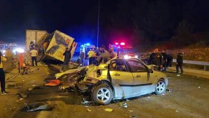 Adana'da zincirleme kaza! 12 araç birbirine girdi: 7 ölü, 7 yaralı