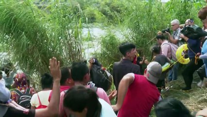 WATCH: Migrants wait on the US-Mexico border as Title 42 Covid-era asylum rules to end