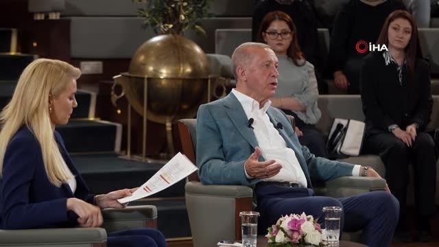 Cumhurbaşkanı Erdoğan: Biz tek millet, tek vatan, tek bayrak, tek devlet diyoruz. Kılıçdaroğlu, teröristi arkasına alıyor. Arkamızda bu var diyor