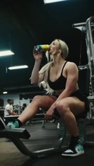 She beautiful  girl work out Fitness ( Miranda Cohen
