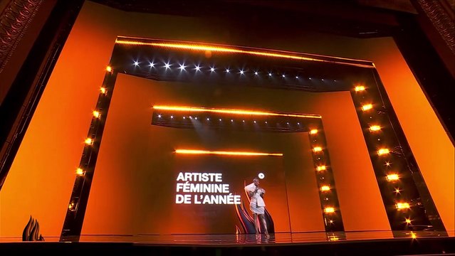 Aya Nakamura et Gazo ont été sacrés artistes féminine et masculin de l’année, lors de la première édition des Flammes, trophées dédiés au rap et ses courants en France - VIDEO