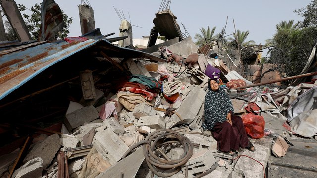 الهجوم العسكري الإسرائيلي يفاقم الوضع الإنساني بقطاع غزة المنهك بالحصار